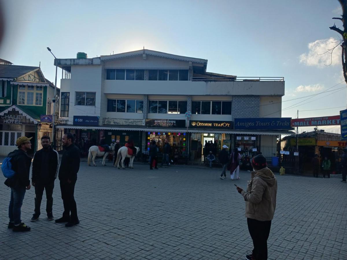 Azalea Holidays On Mall Darjeeling  Exterior photo